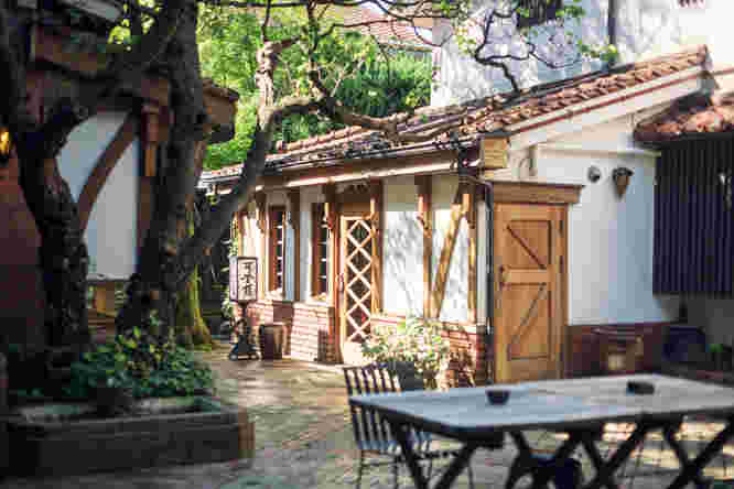 光原社 可否館の外観