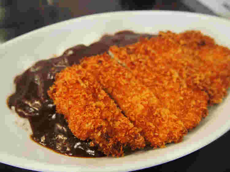 ベニ屋のチキンカツカレー