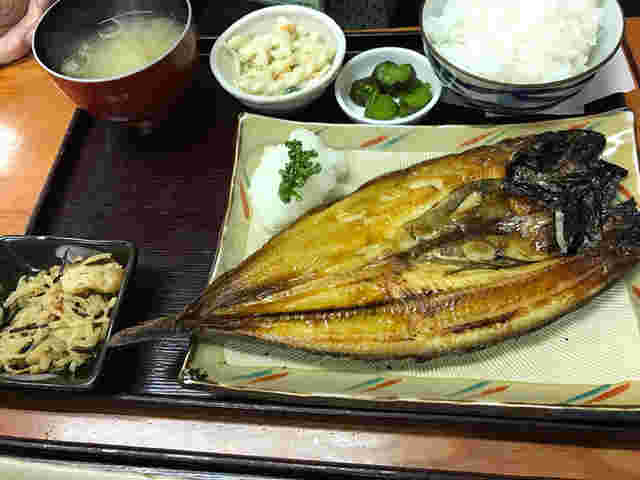 ホッケ開き定食