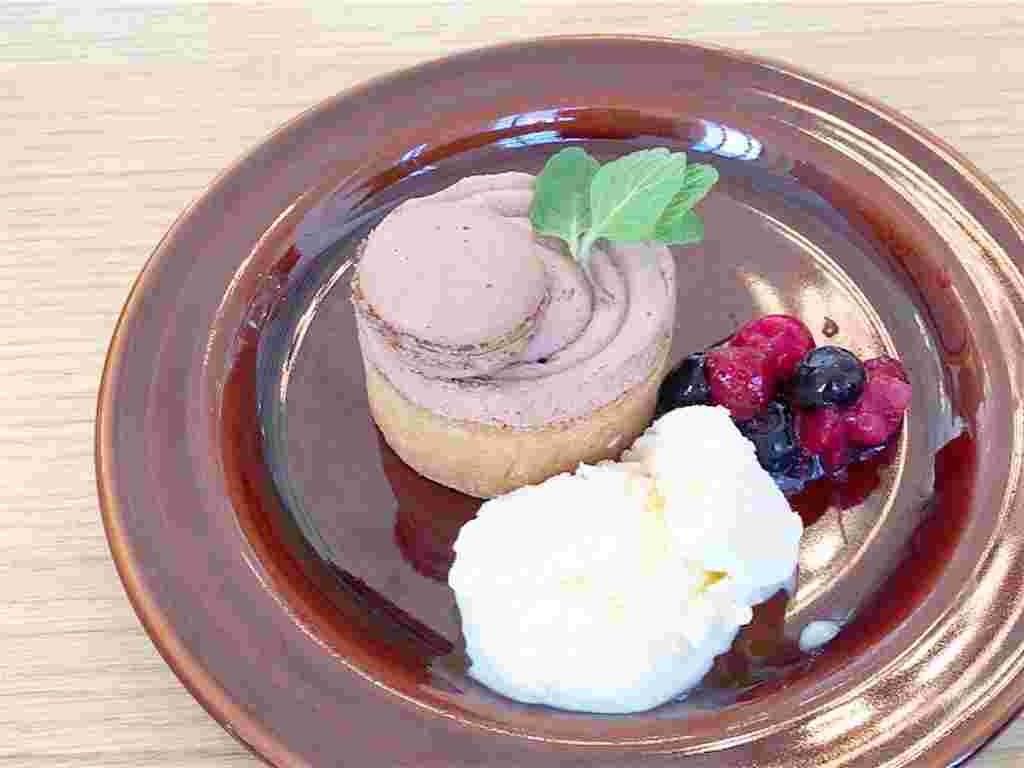 カフェ オムニバスのタルトショコラ
