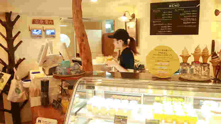 プリンの森カウンター