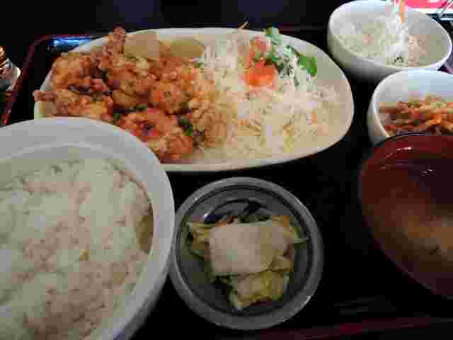 から揚げのお肉定食