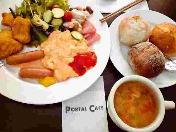 カフェ