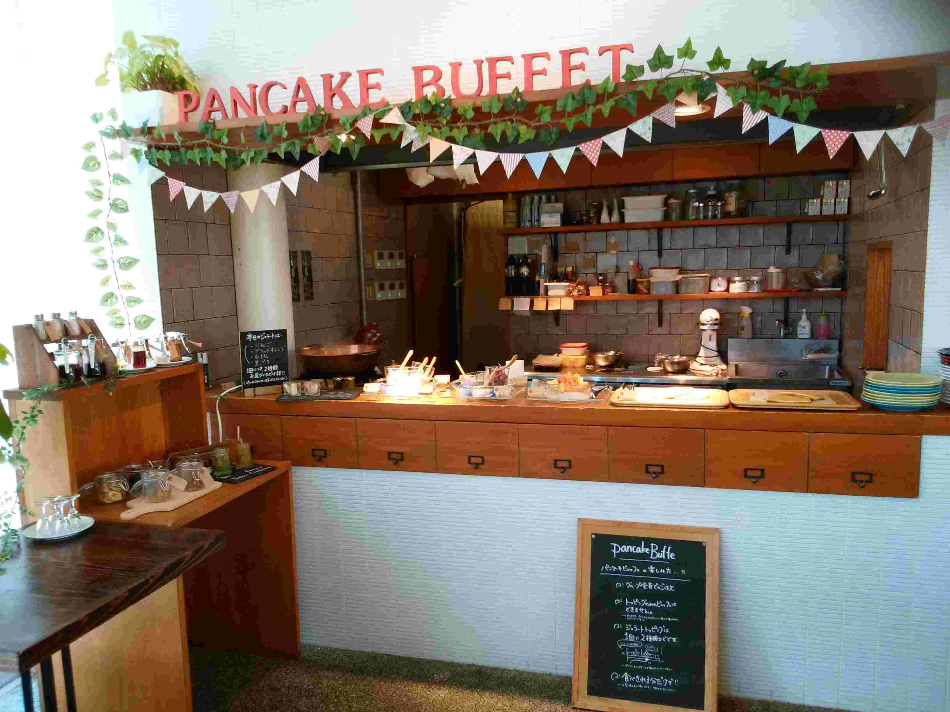 カフェプリュスエフの店内