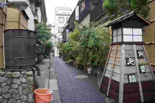 人形町の路地裏