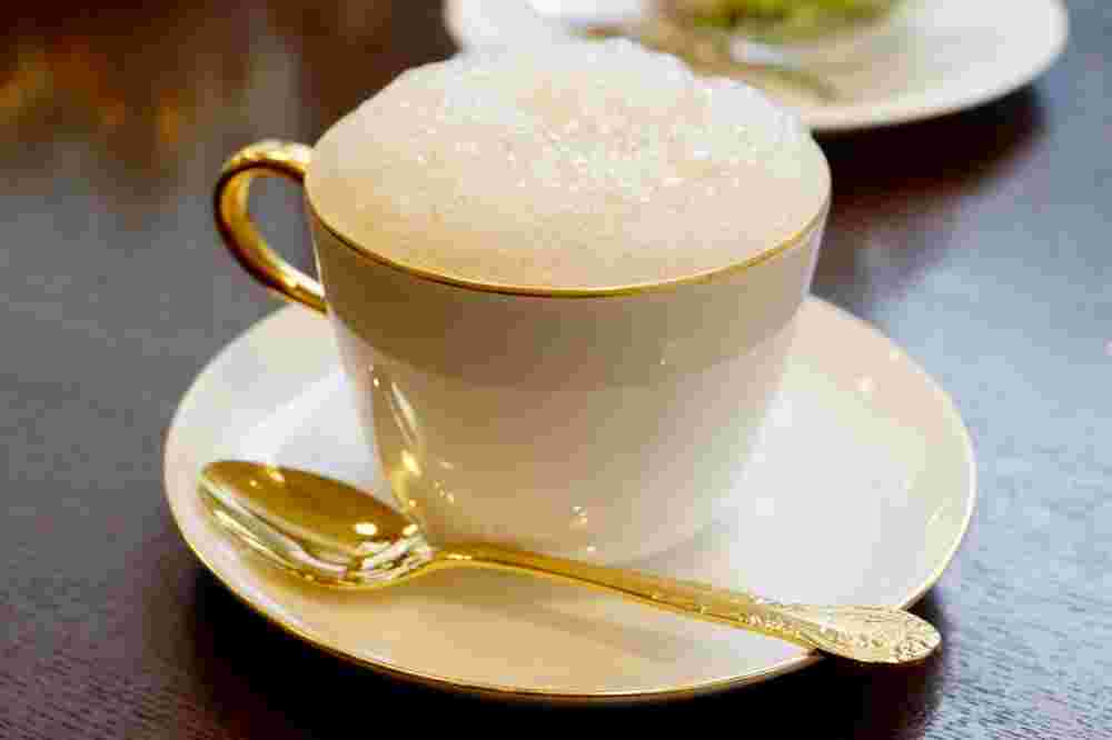 珈琲貴族エジンバラのカフェオレ