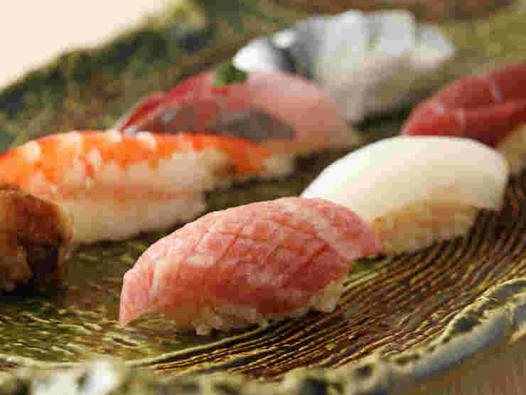 鮨 青海