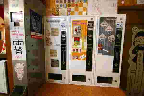 オリジナルグッズの自販機