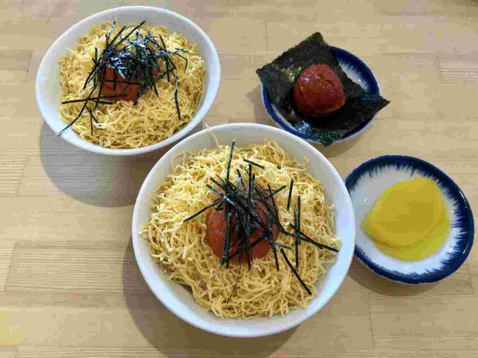 すみれのラーメンセット（辛玉付き）