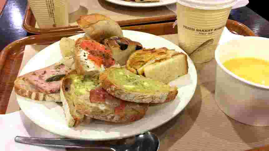 サンドッグイン神戸屋食べ放題