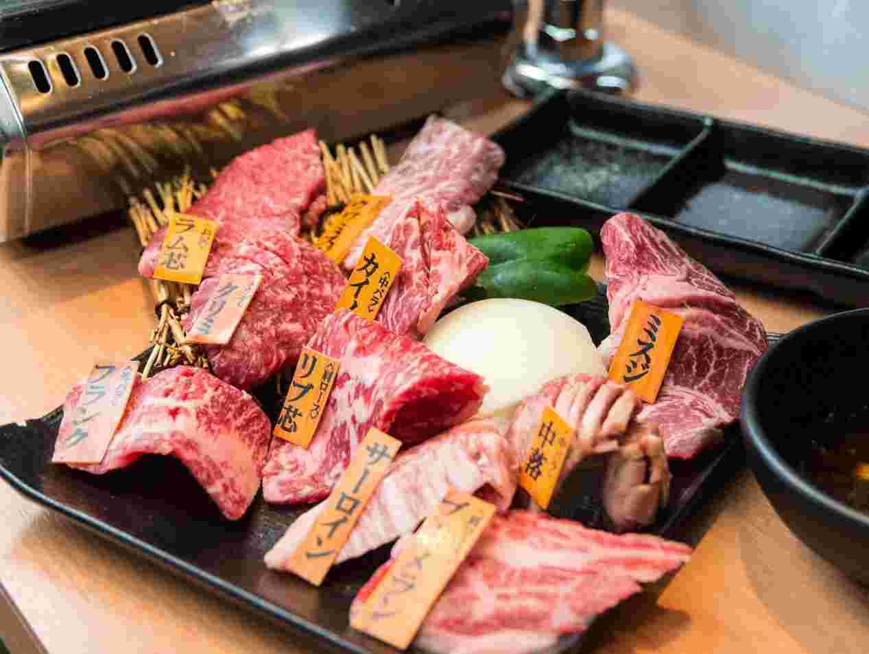 ブーメラン、リブ芯、サーロイン、フランク、ミスジ、ラム芯などのお肉が並んだ画像