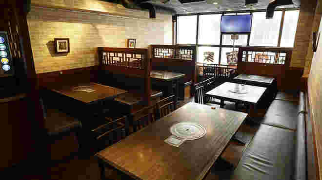 韓友家の店内