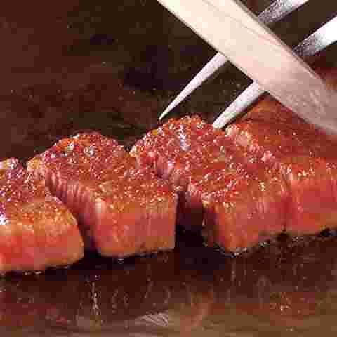 本格鉄板焼きステーキ