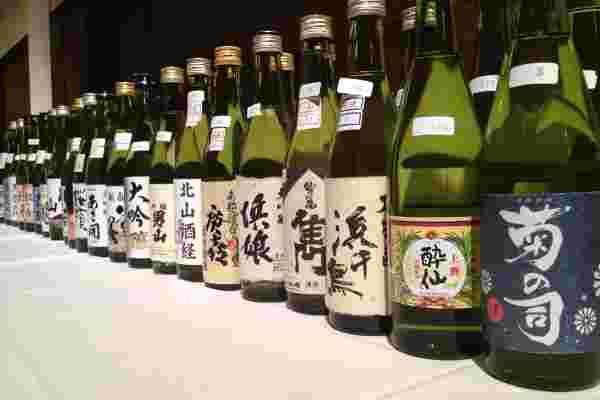 たくさんの岩手の日本酒