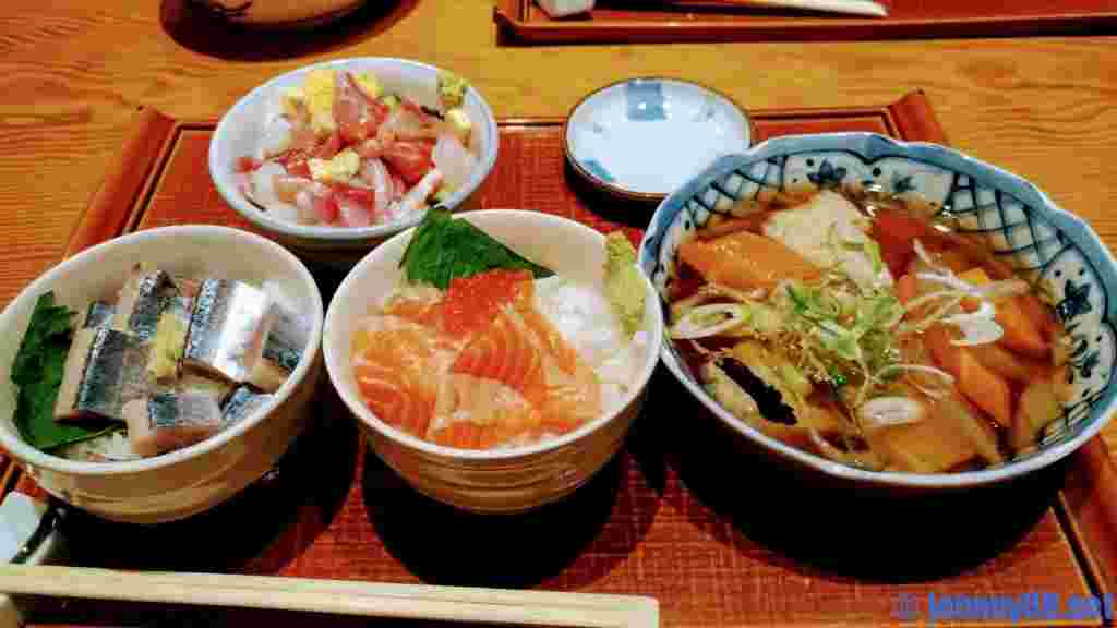 海鮮丼