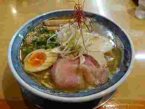 喜びラーメン小多喜屋のあっさりラーメン