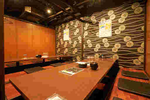 鶏っく店内