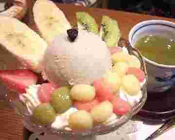 茶房 菊泉の和風パフェ