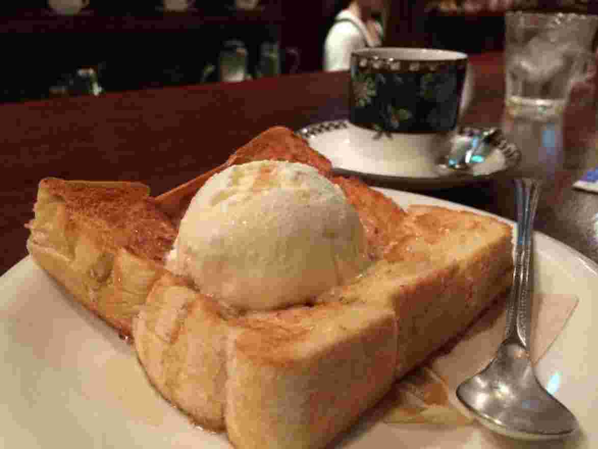 トムズカフェ札幌パセオ