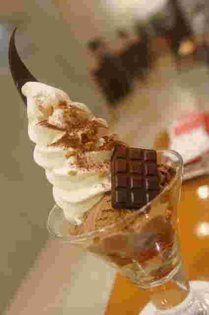 チョコレートパフェ
