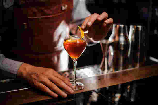 bar