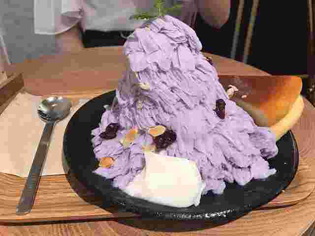 まがまがしいオーラのホミビン