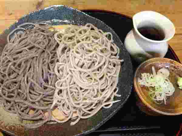 二色そば
