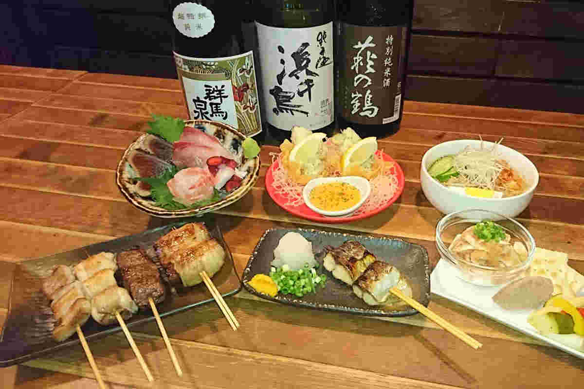 萬YOROZUの料理