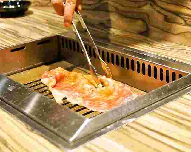 野原焼を焼く様子