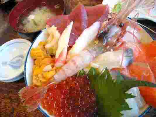 海鮮丼