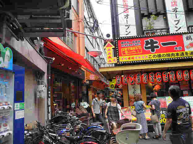 秋の牛店舗