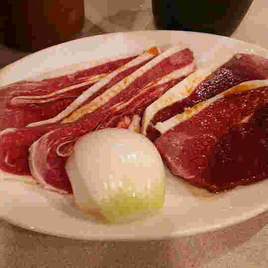 綾屋の自慢のエゾ鹿肉