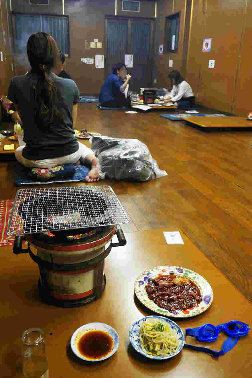 新楽井の店内