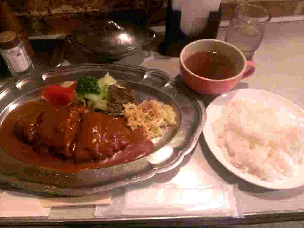 グリル梵本店のヘレカツカレー煮込み