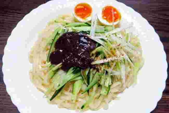 しゃきしゃき感がたまらないじゃじゃ麺