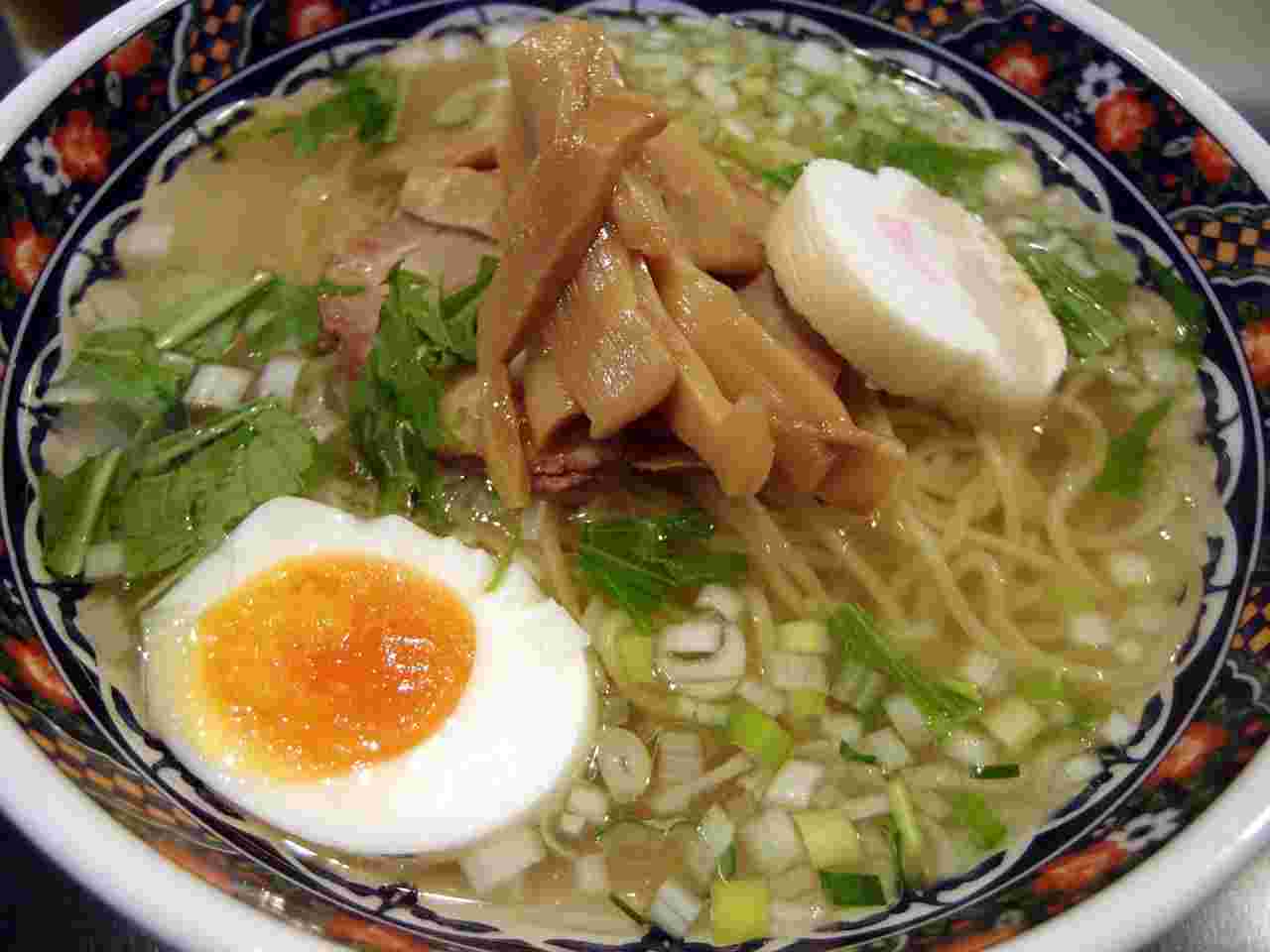 味彩塩拉麺