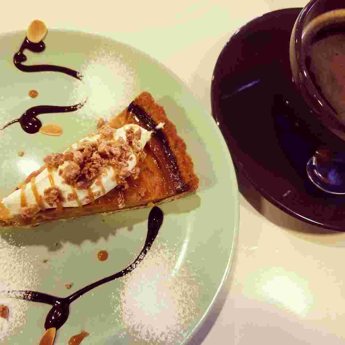 カフェ
