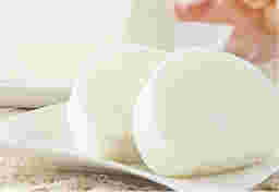 白いロールケーキ