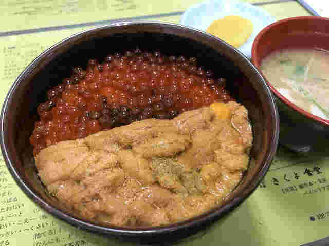 きくよ食堂支店のうにいくら丼