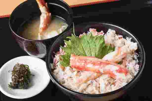 カニがたっぷりのカニ丼