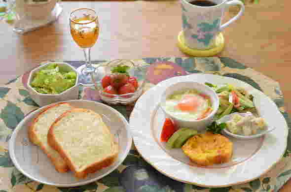 朝食
