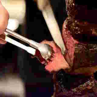 ブロガドの肉料理