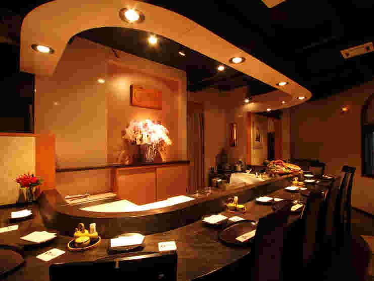 落ち着いた雰囲気の店内