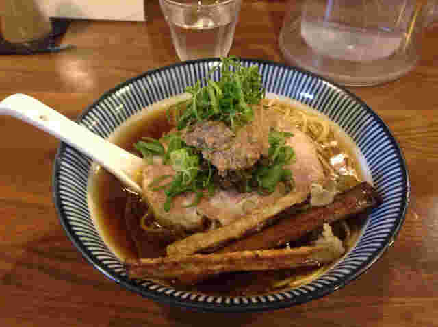 雨は、やさしくの味噌ラーメン