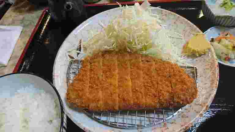 和風とんかつ専門店とん悦・ヒレとんかつ定食