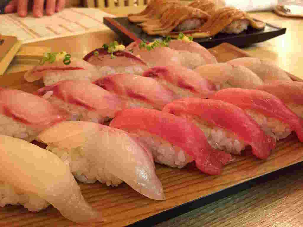 高級寿司ラインナップ