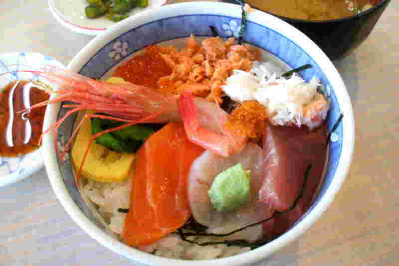 朝市食堂二番館・五目丼