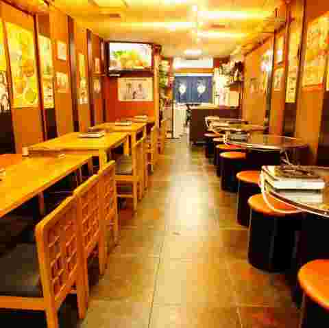 豚ピョラクの店内