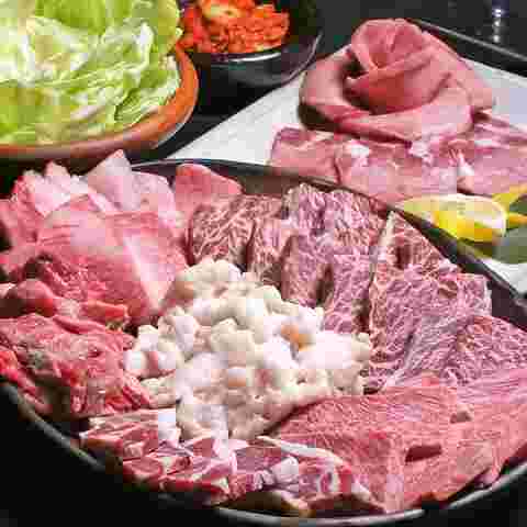 富久重 ふくしげ ホルモン 大阪店のお肉