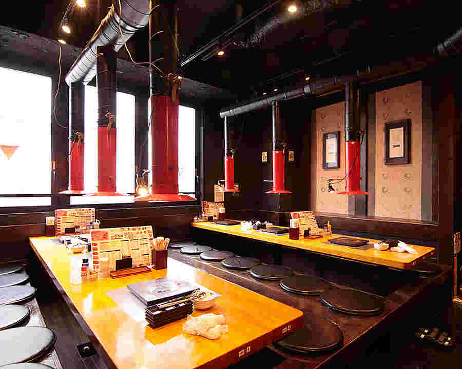 焼肉風風亭の店内